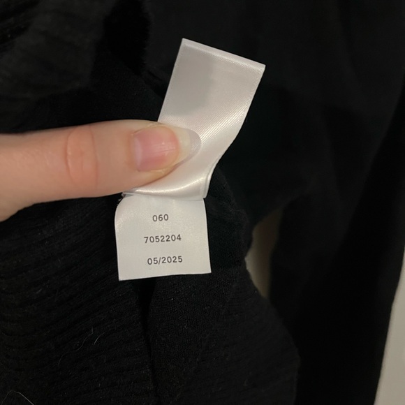 CeCe Ruffle Mock Neck Sweater -small - Picture 7 of 7